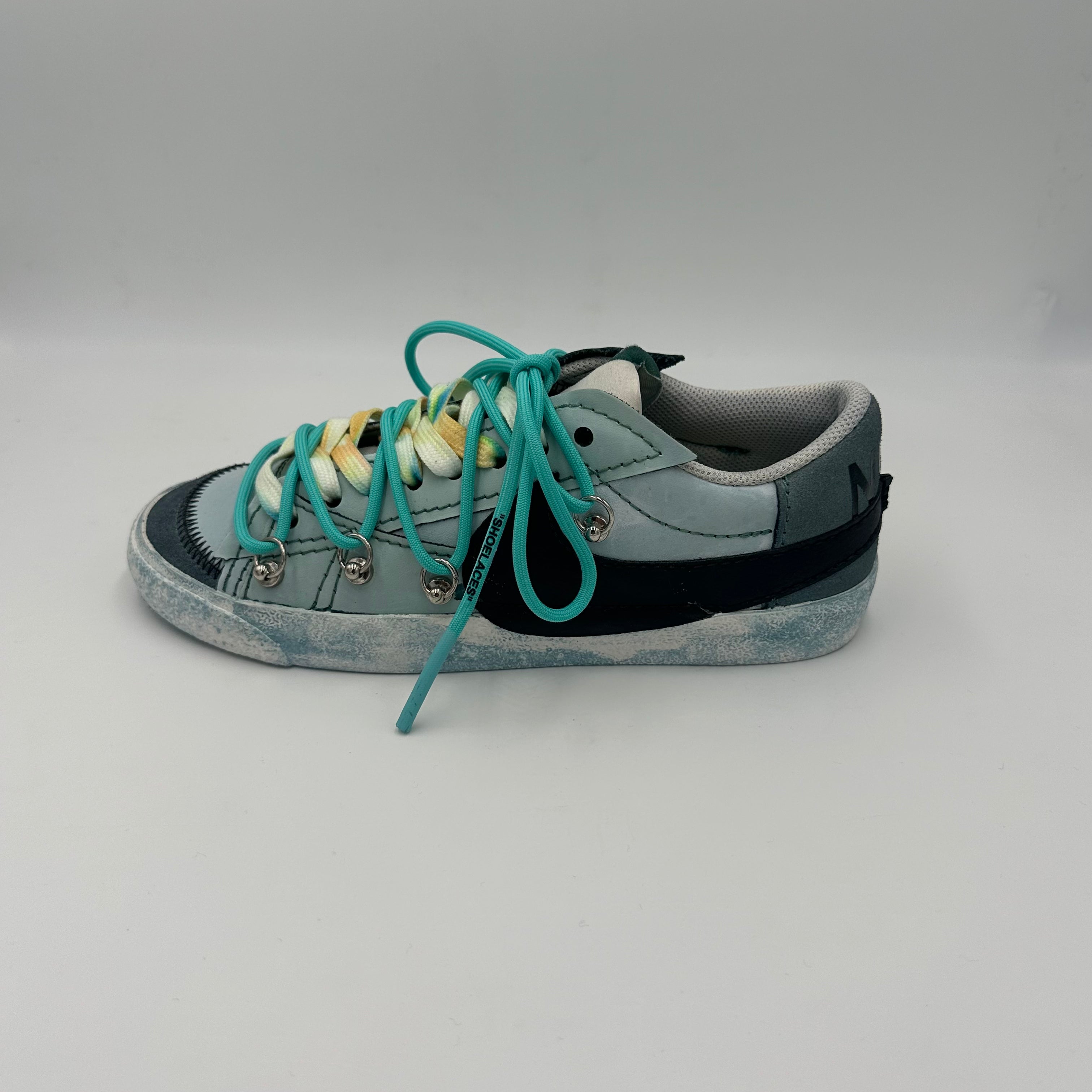 Nike Blazer Low '77 Jumbo Dark Green Sunset Rainbow “Over Laces Azul" - EV8 Style