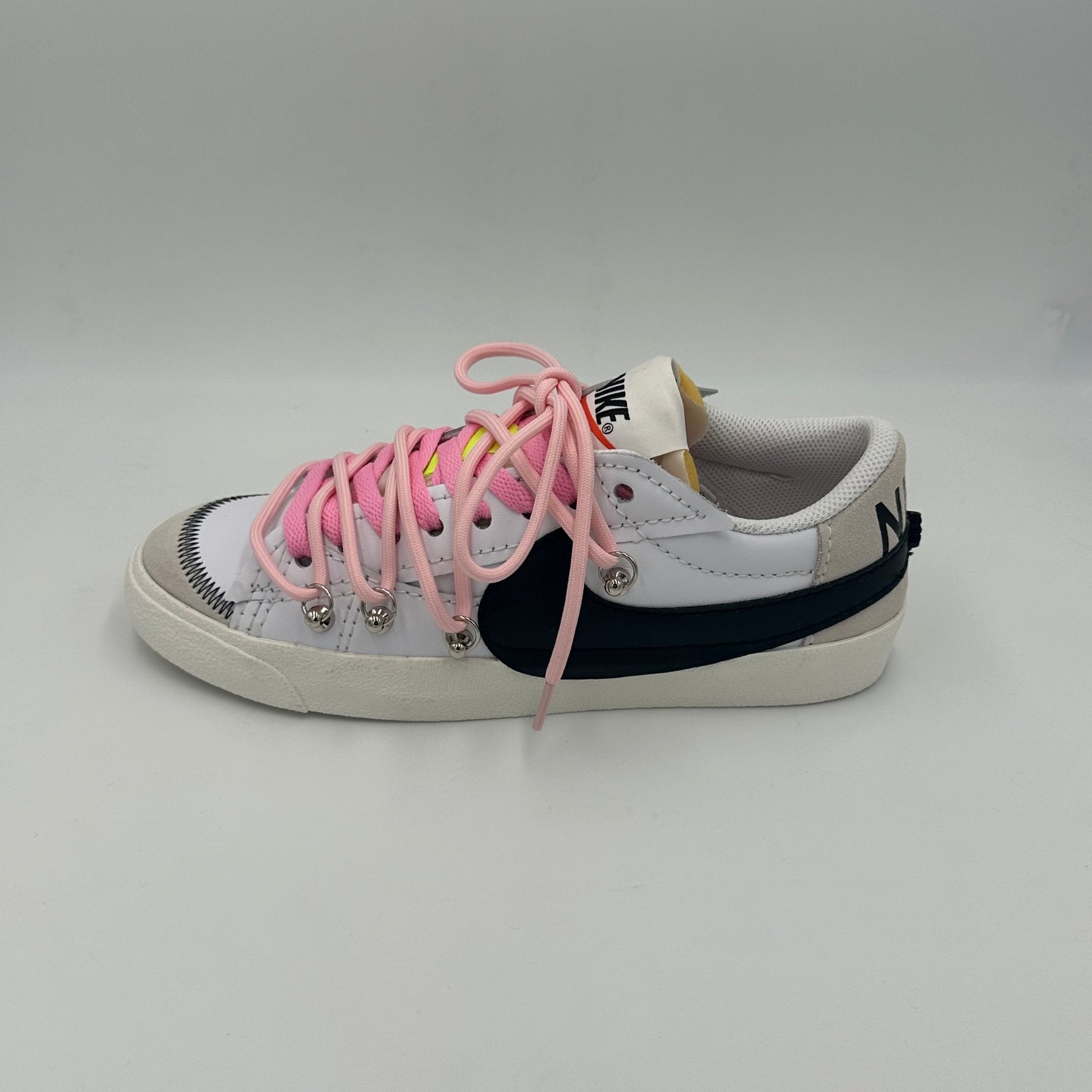 Nike Blazer Low '77 Jumbo White & Pink “Over Laces Pink" - EV8 Style