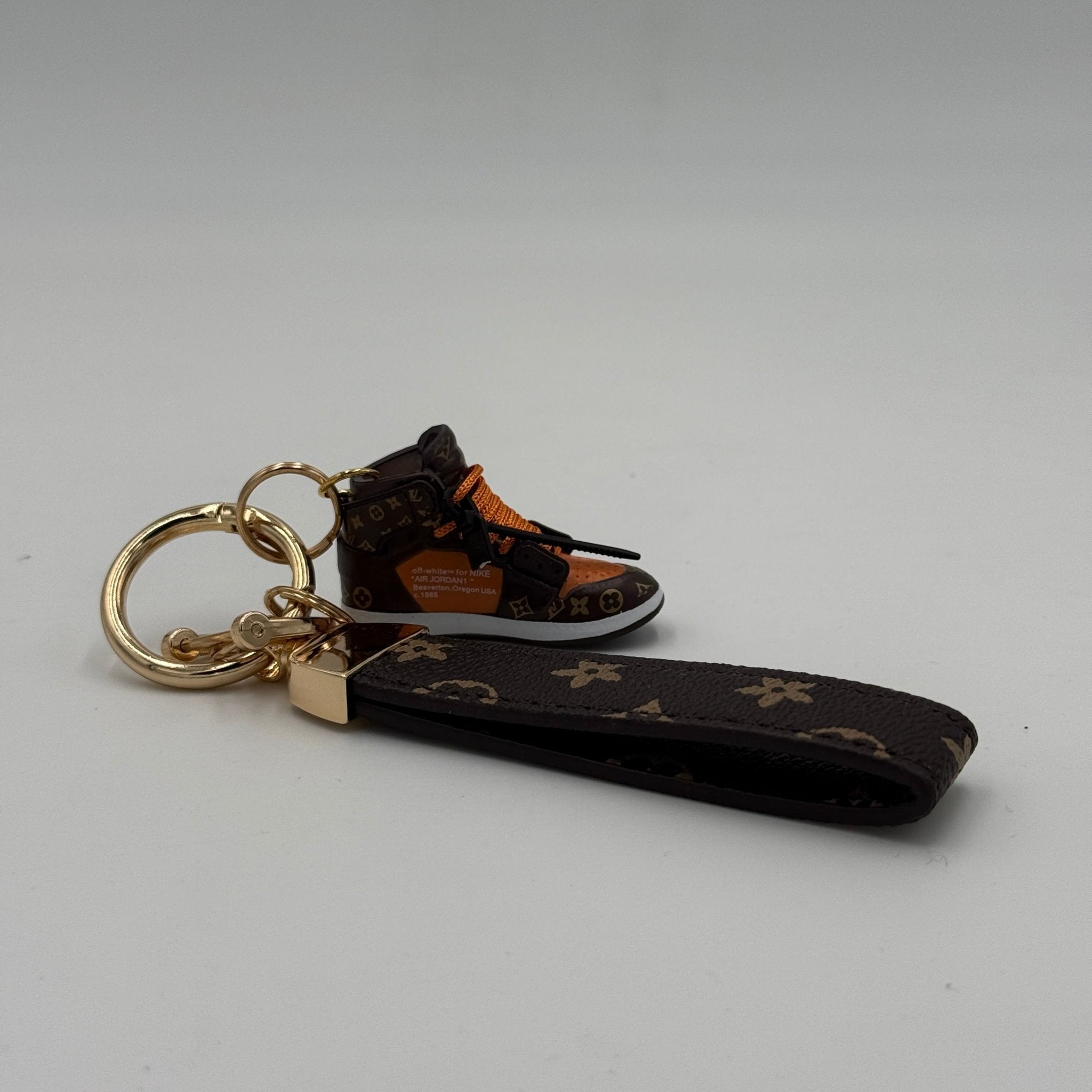 Portachiavi Jordan 1 LV Con Cinturino In Pelle - EV8 Style