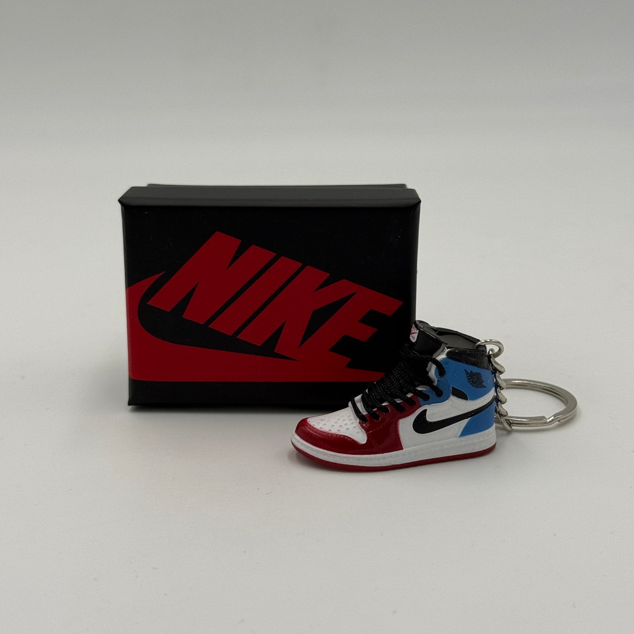 Portachiavi Jordan 1 Unc Chicago - EV8 Style