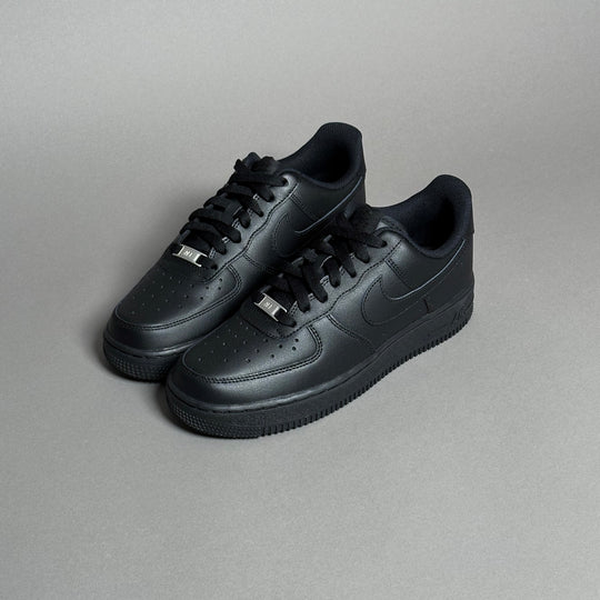 Nike Air Force 1 Black Low