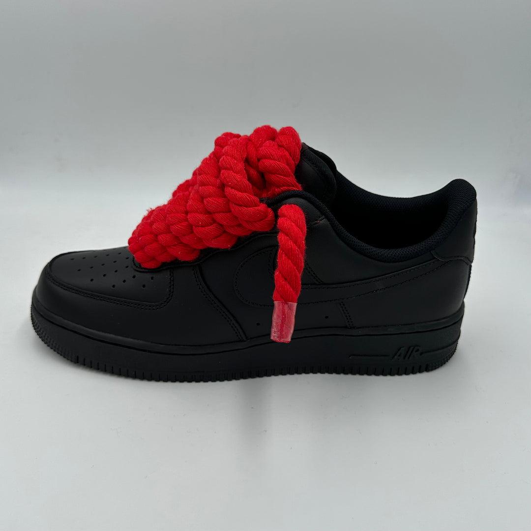 Nike Air Force 1 Schwarz „Rope Laces Red“