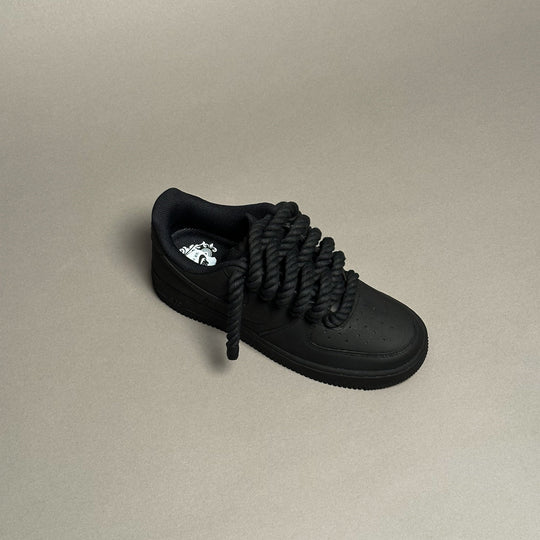 Nike Air Force 1 Noir Mat « Lacets de Corde Noir » V1