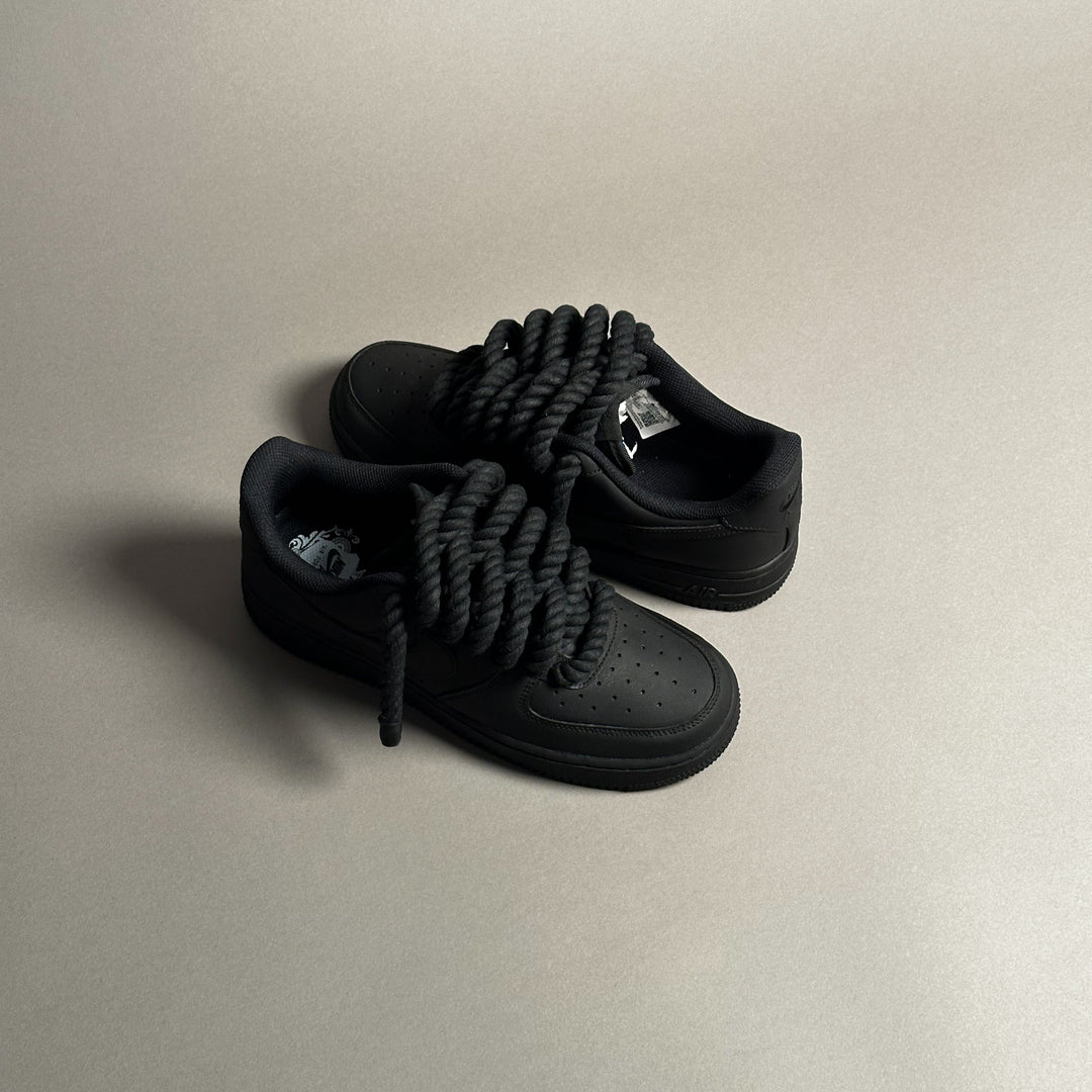 Nike Air Force 1 Noir Mat « Lacets de Corde Noir » V1