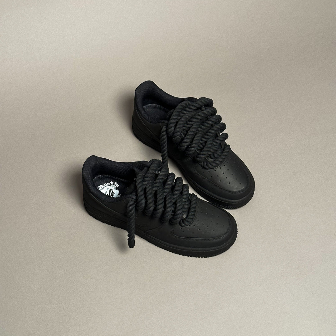 Nike Air Force 1 Noir Mat « Lacets de Corde Noir » V1