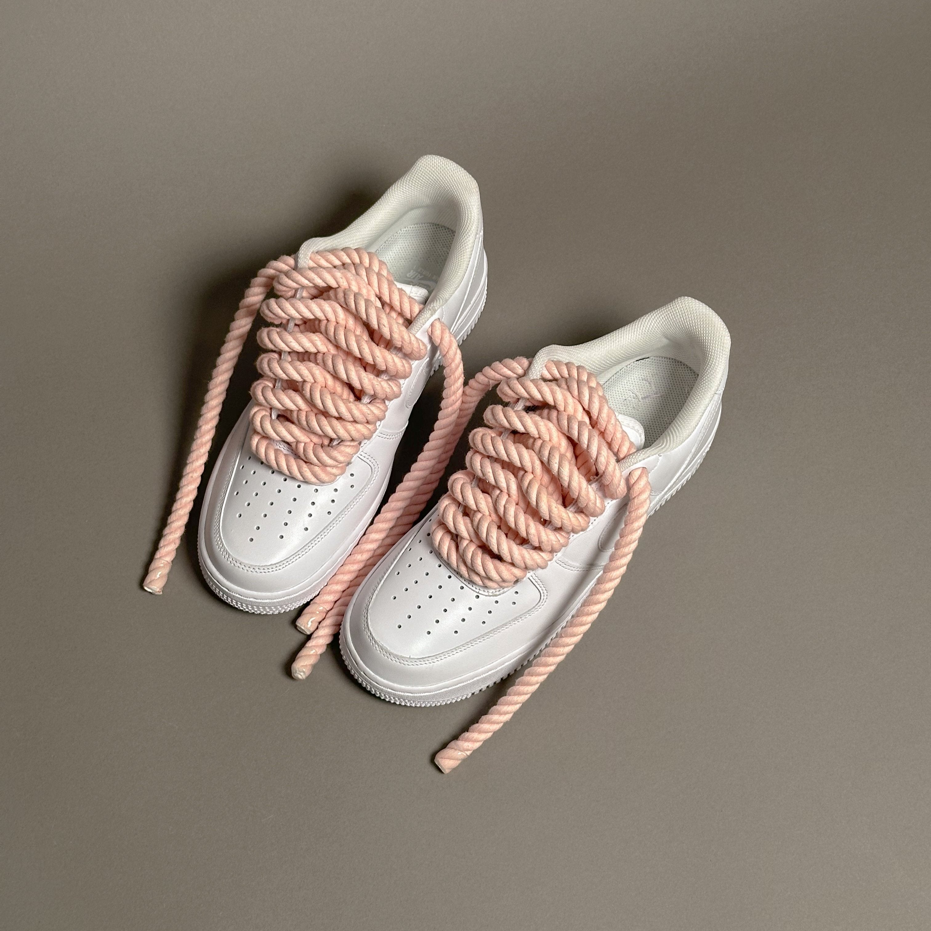 Nike Air Force 1 Rope Lacets Rose Teinte V2 EV8 Style