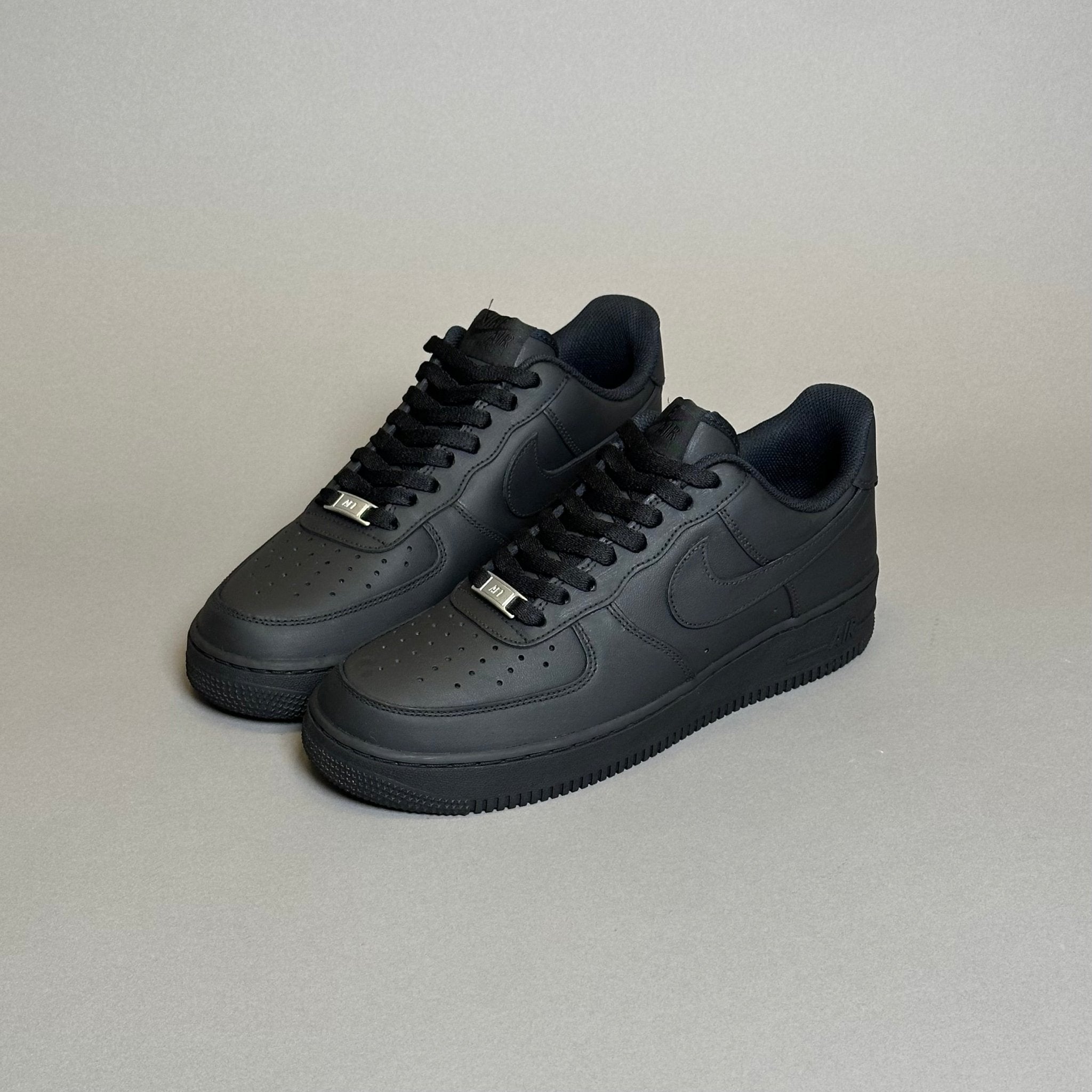 Nike Air Force 1 Black Matte Low - EV8 Style