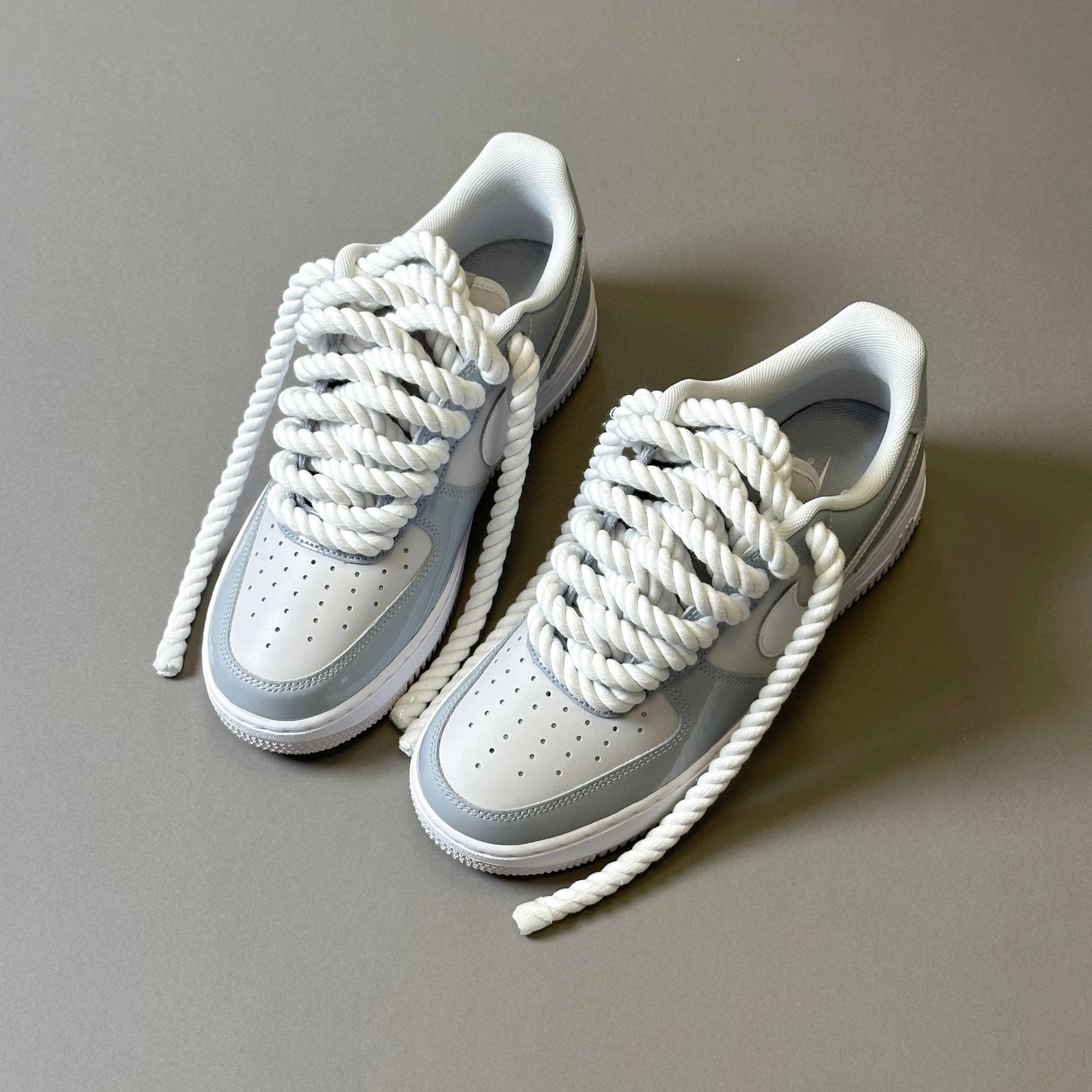 nike air force one fur tongue