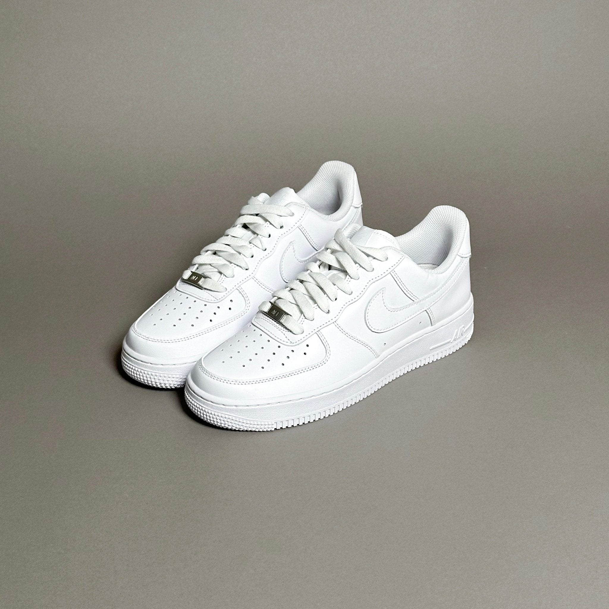 Nike Air Force 1 White Low - EV8 Style