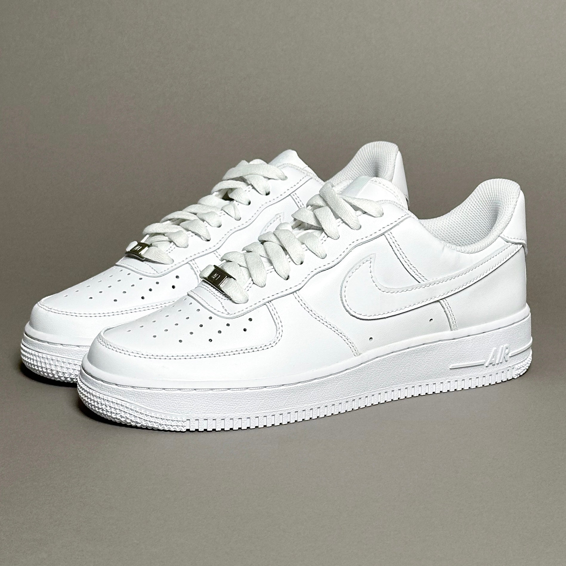 Nike Air Force 1 White Low - EV8 Style