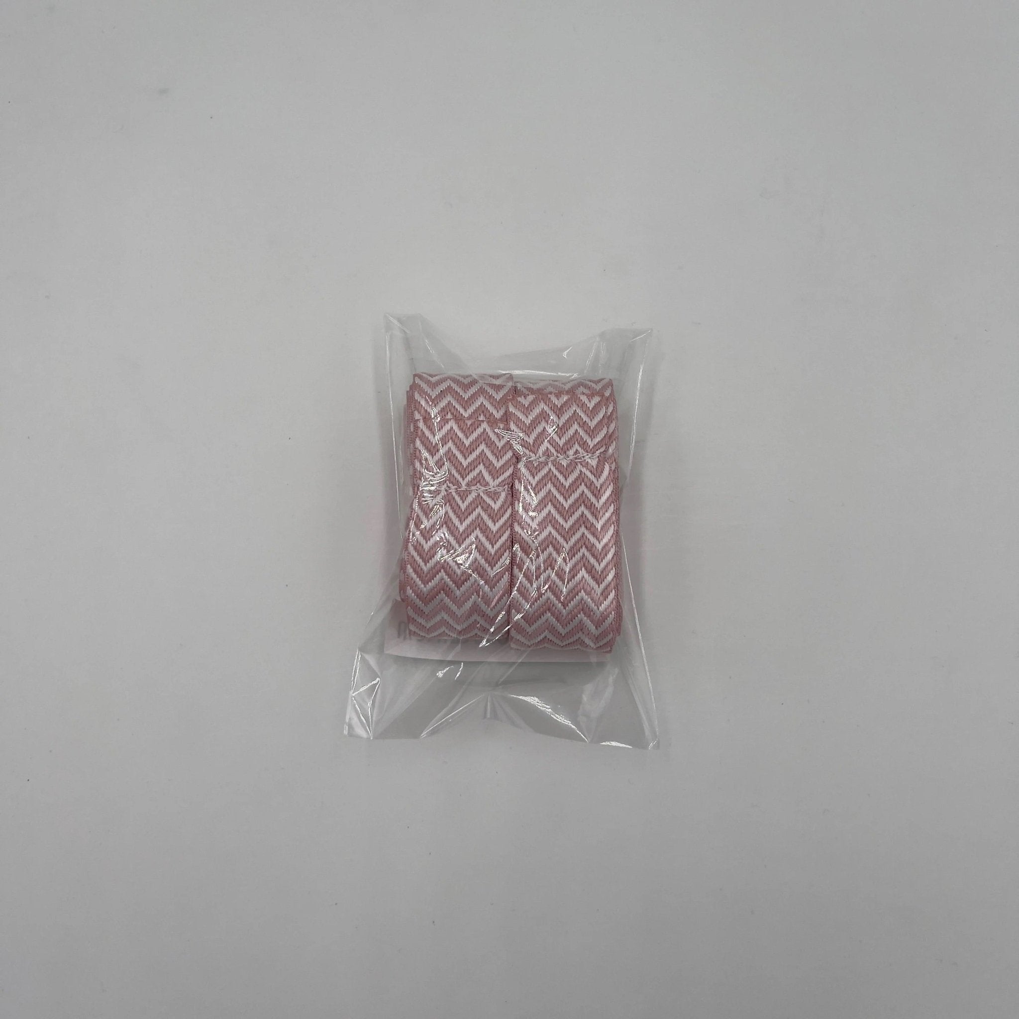 Over Laces Lanvin Pink - EV8 Style