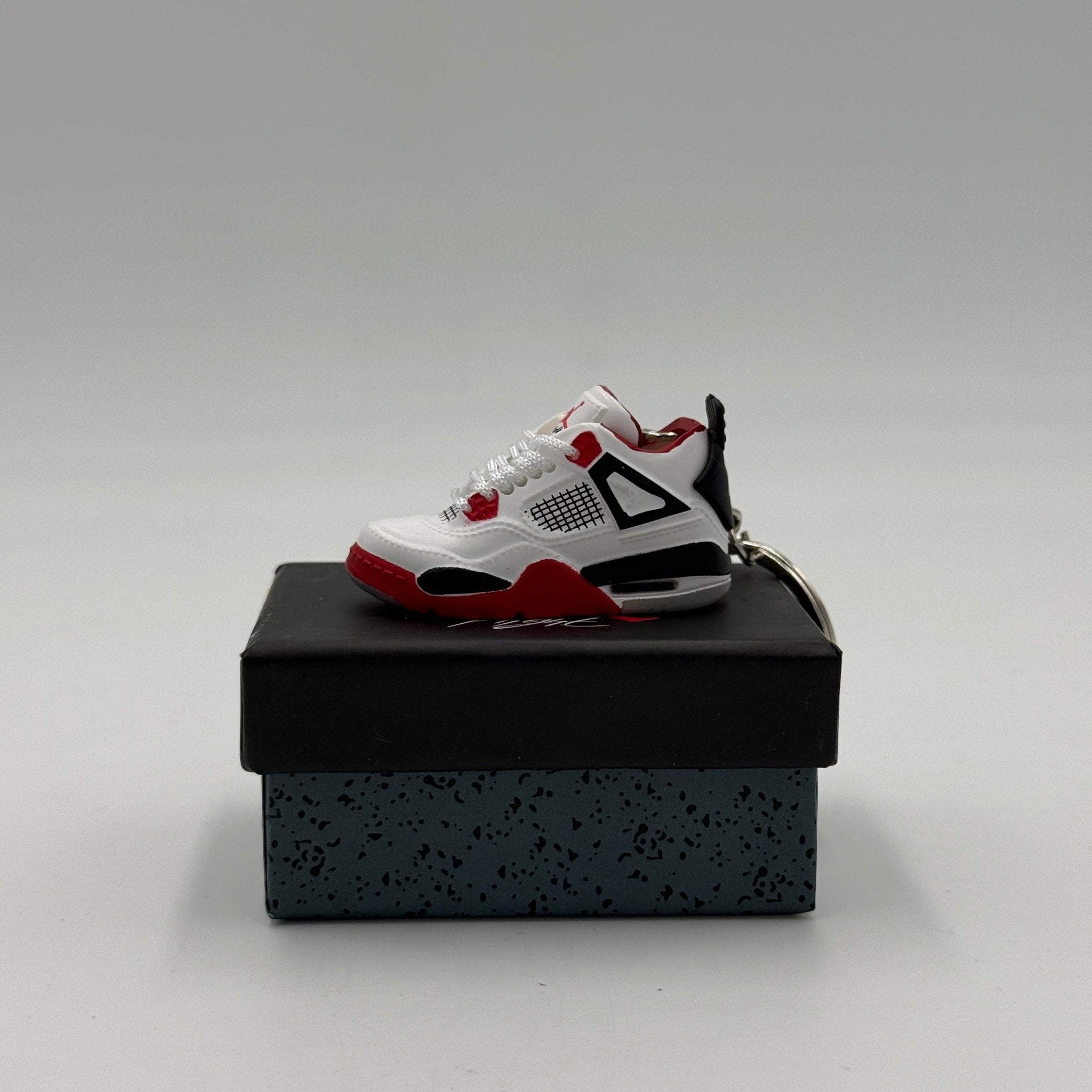 Portachiavi Jordan 4 Fire Red - EV8 Style