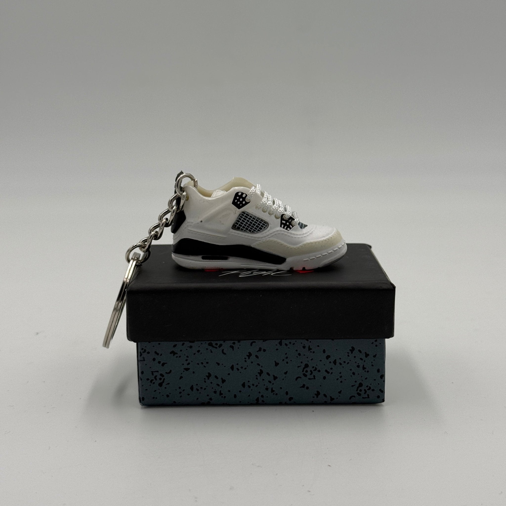 Portachiavi Jordan 4 Travis Scott Olive - EV8 Style