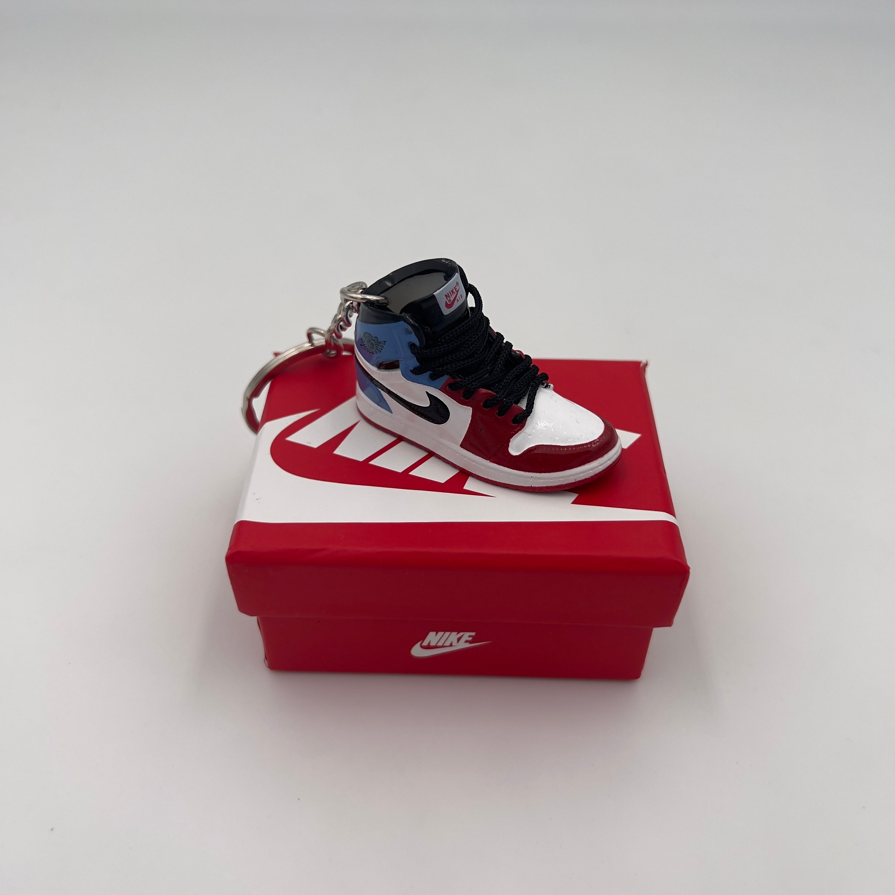 Portachiavi Jordan 1 Unc Chicago - EV8 Style